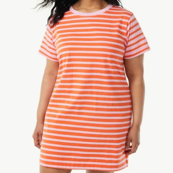 Free Assembly Dresses & Skirts - NWT Free Assembly Women's Mini T-Shirt Dress with Short Sleeves